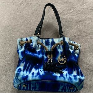 Women’s handbag